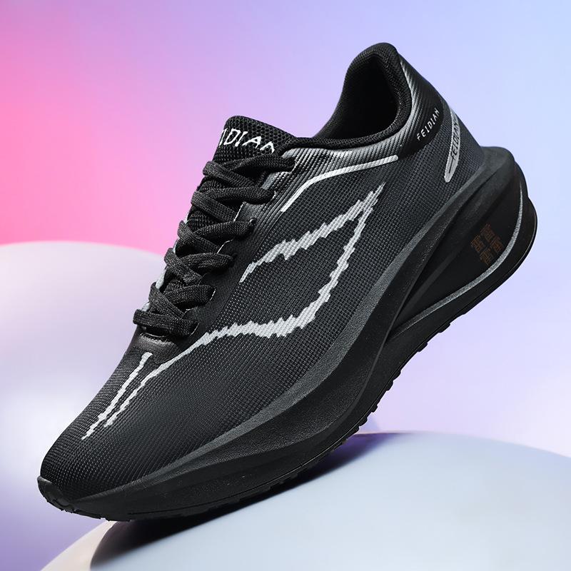 New 5C Couple Sports Running Shoes Non-slip Outsole Wear-resistant, Breathable and Comfortable Men's and Women's Marathon Running Shoes