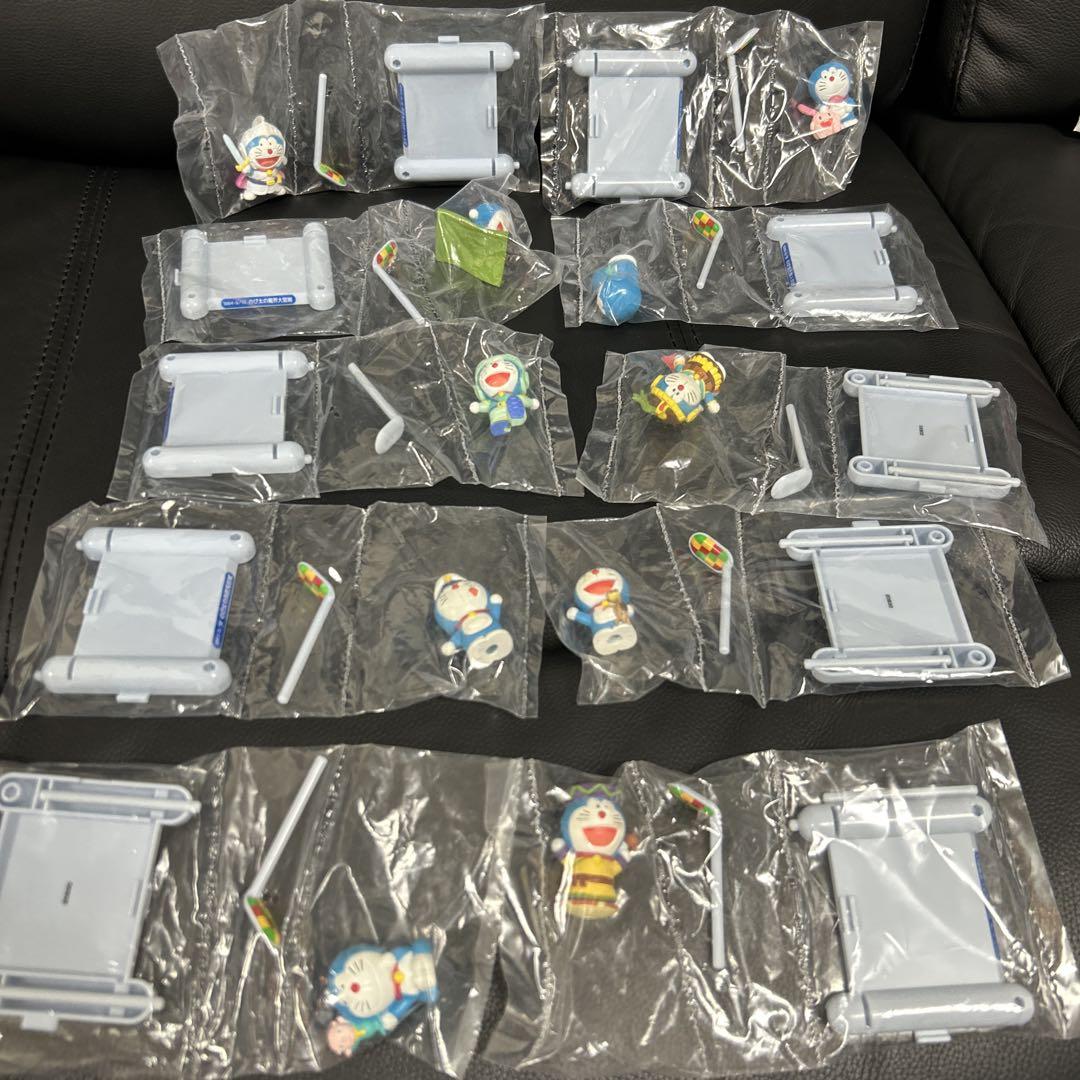 

[USED] Connect and collect Doraemon figures - Doraemon the Movie 25th Anniversary Figures