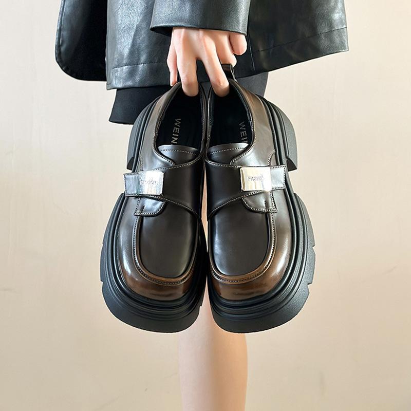 

Женские лоферы на платформе 2025 новые популярные осенние туфли в британском стиле из маленькой кожи женские универсальные туфли Мэри Джейн 40
