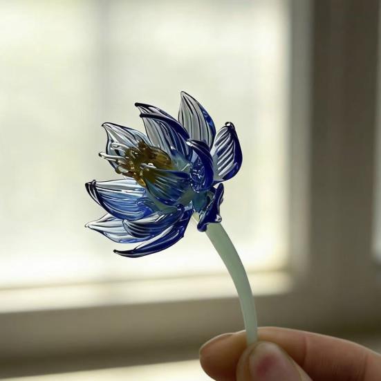 Mini Statuetta Fiore in Vetro Fatto a Mano Bouquet di Loto Finto Cristallo per Arredamento Tavolo Casa Ufficio Regalo per Mamma Moglie