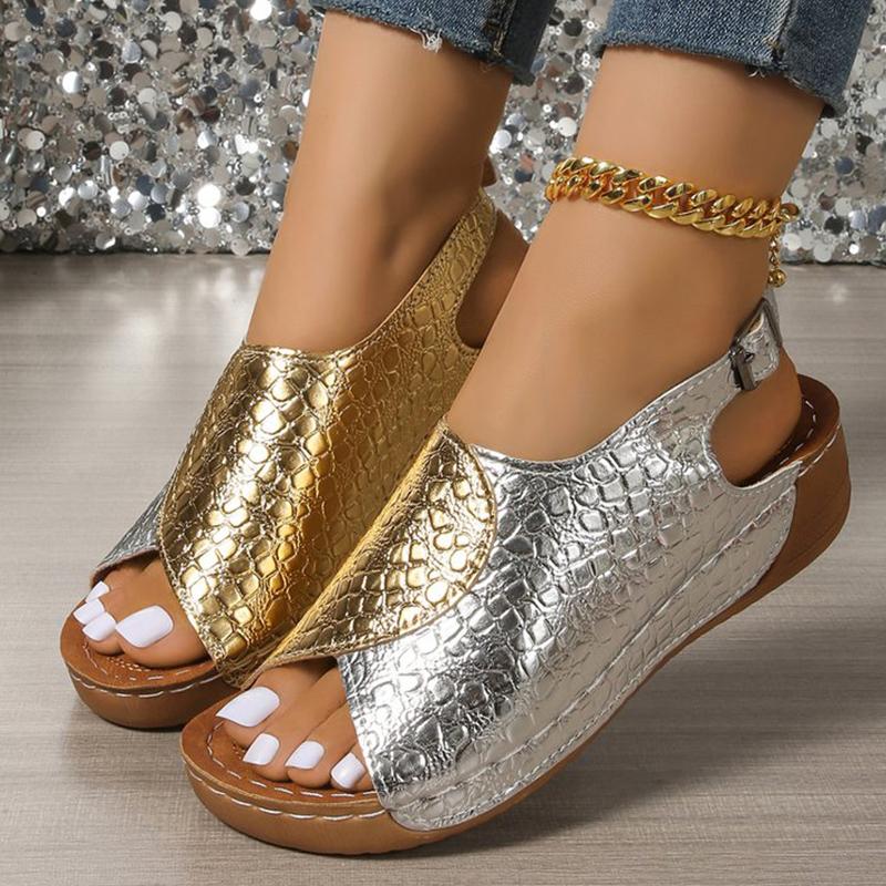 Módní ležérní klínkové sandály s přezkou pro ženy léto 2025 elegantní rybí platforma dámské sandály pohodlné plus size pantofle dámské