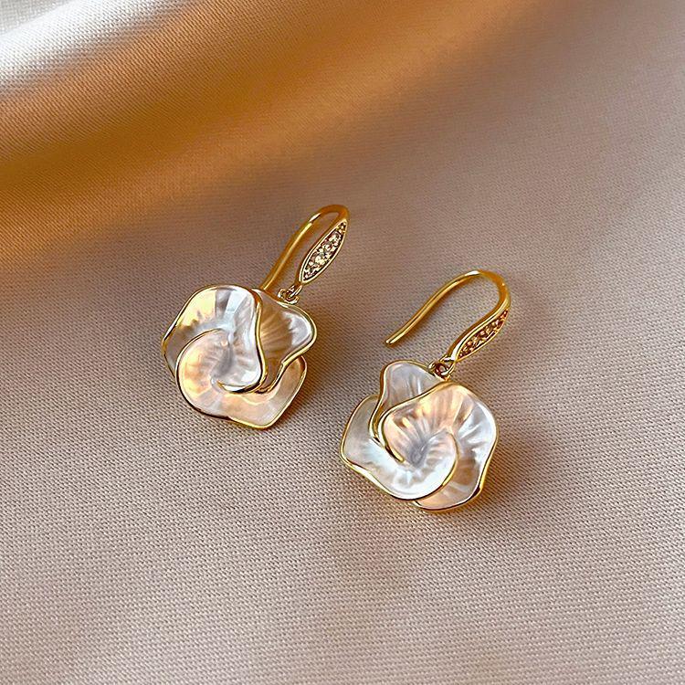 Elegant 2024 Camellia Earrings: Unique Mother-of-Pearl Flower Studs and Dangles for Women