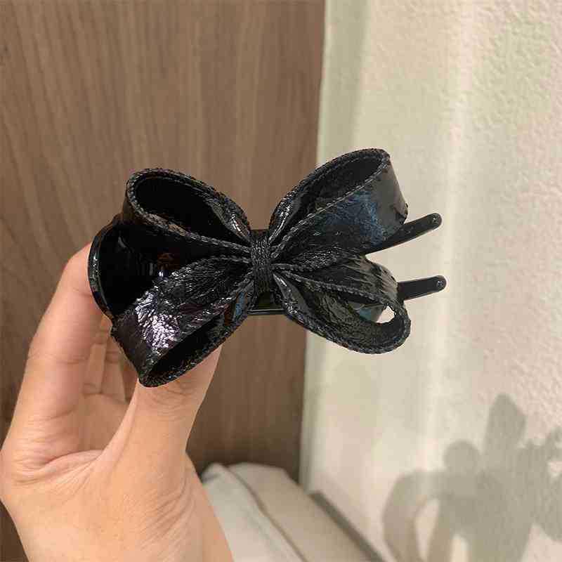 Retro British Wine Red Leather Hair Bow Clip for Autumn/Winter