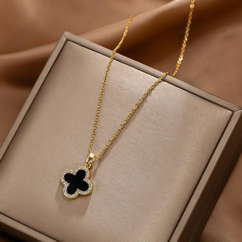 Shrimp skin four-leaf clover necklace, simple five-flower good luck and versatile jewelry for women, Japan and Korea