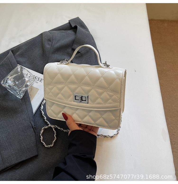 Korean Version Retro Lock Backpack Versatile Fashion Chain Portable Women's Bag Internet Celebrity Texture Diamond Embroidered Thread Messenger Bag