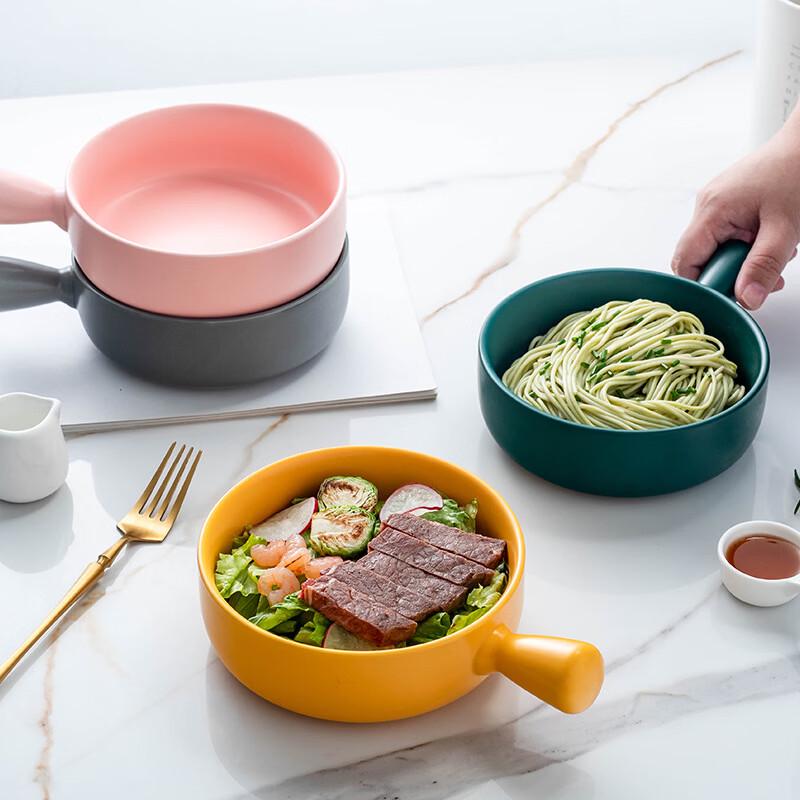 Minimalist Ceramic Salad & Soup Bowl with Handle