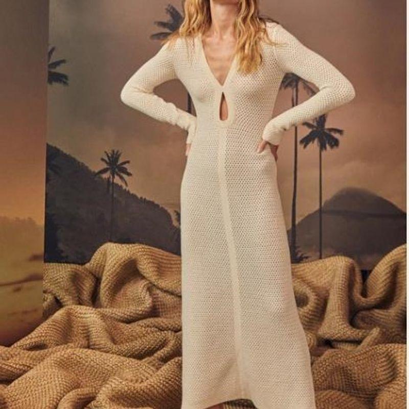 

2024 Autumn Personalized New European and American Temperament V-neck Long dress Hollow out Long sleeve High Waist Knitted Tight Sexy Jumpsuit Apricot color L