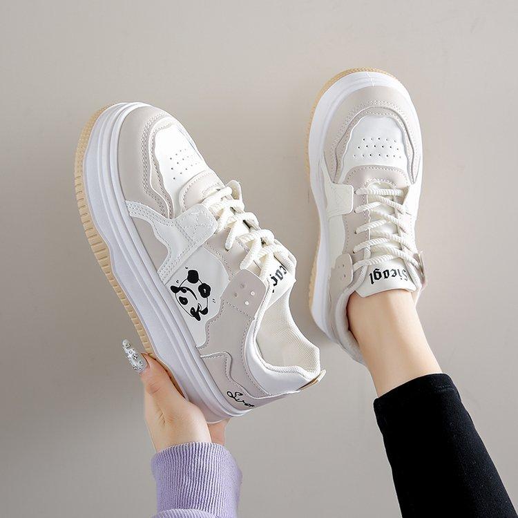

2024 winter new panda black and white ugly cute little white shoes female students casual thick baseplate shoes color matching women s shoes 40 абрикосовий