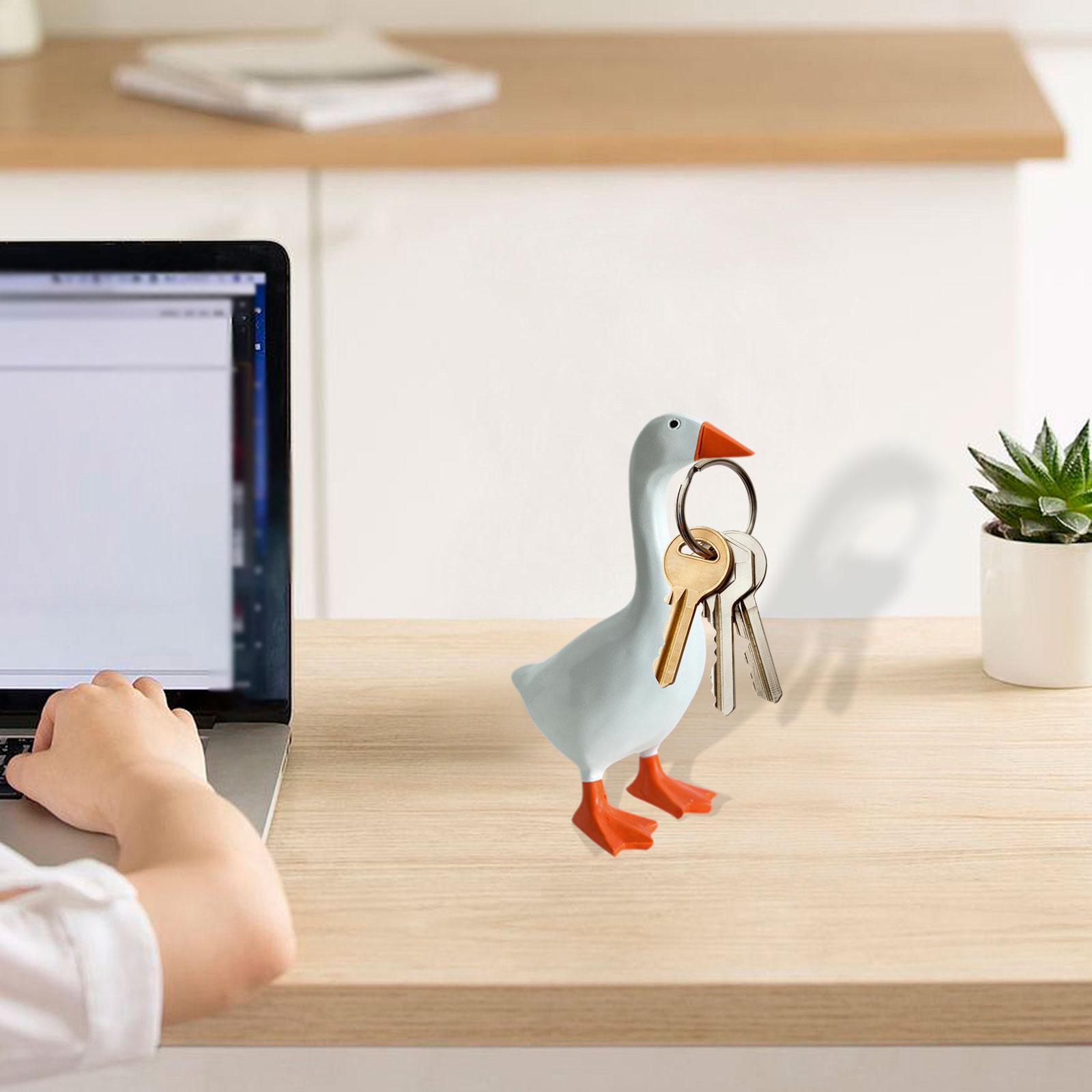 

Magnetic Goose Key Holder Home Decoration Decorative Cute Accessories Resin Funny Goose Figurine for Key Storage Desk Office