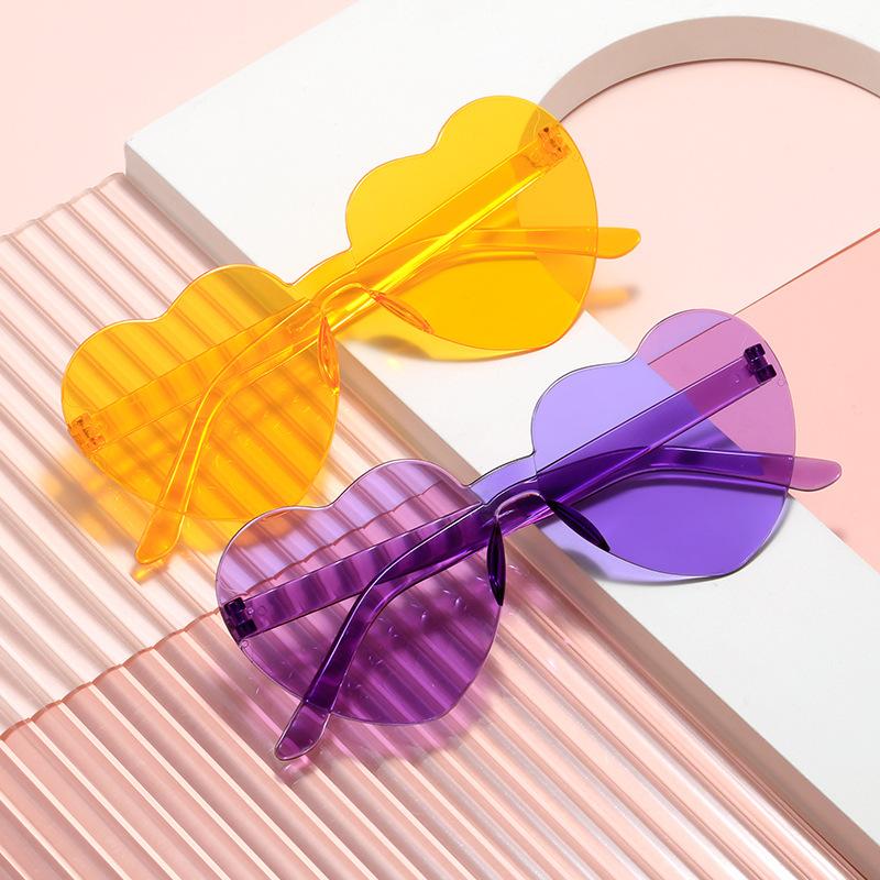 ins jelly peach heart sunglasses female street photography hipster European and American love glasses photography cute funny sunglasses