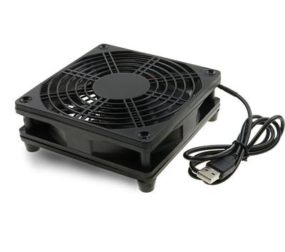 Počítačové komponenty – Chladiče a ventilátory