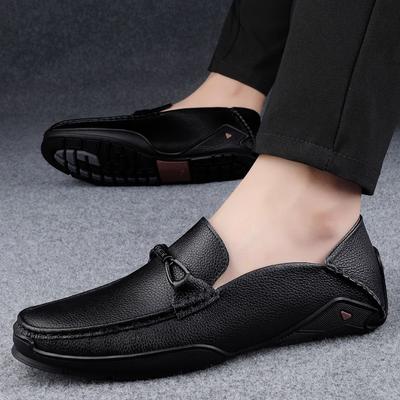 Modedesigner Lässige Lederschuhe Bequeme Herren Slipper Leichte Slipper Freizeitspaziergang Herren Fahrschuhe Herren Mokassins
