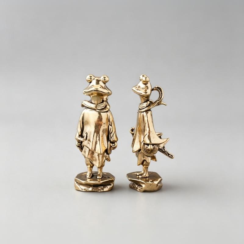 Collectible Brass Frog Ornament Mini Standing Metal Statue Antique Copper Decor for Office Table Gift Home Decor Free Shipping
