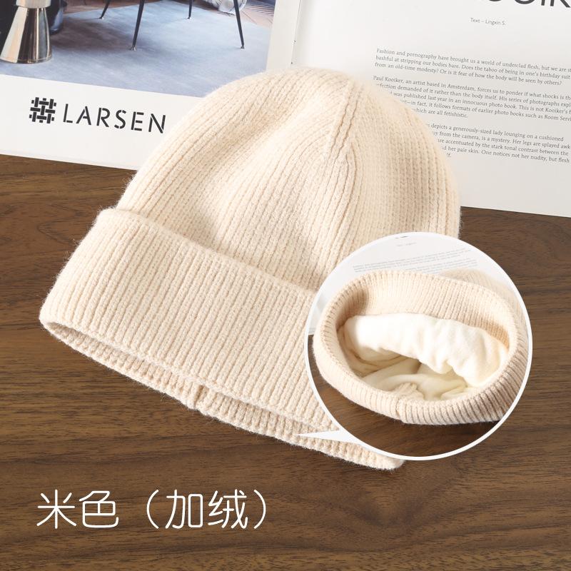 

Autumn and winter solid color light board fleece warm knitted hat outdoor travel cycling cold protection ear protection wool hat бежевий