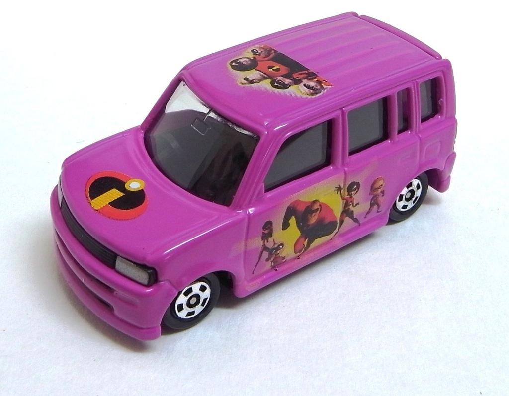 Toyota bB Incredible Disney Tomica Collection Mr. (Purple)