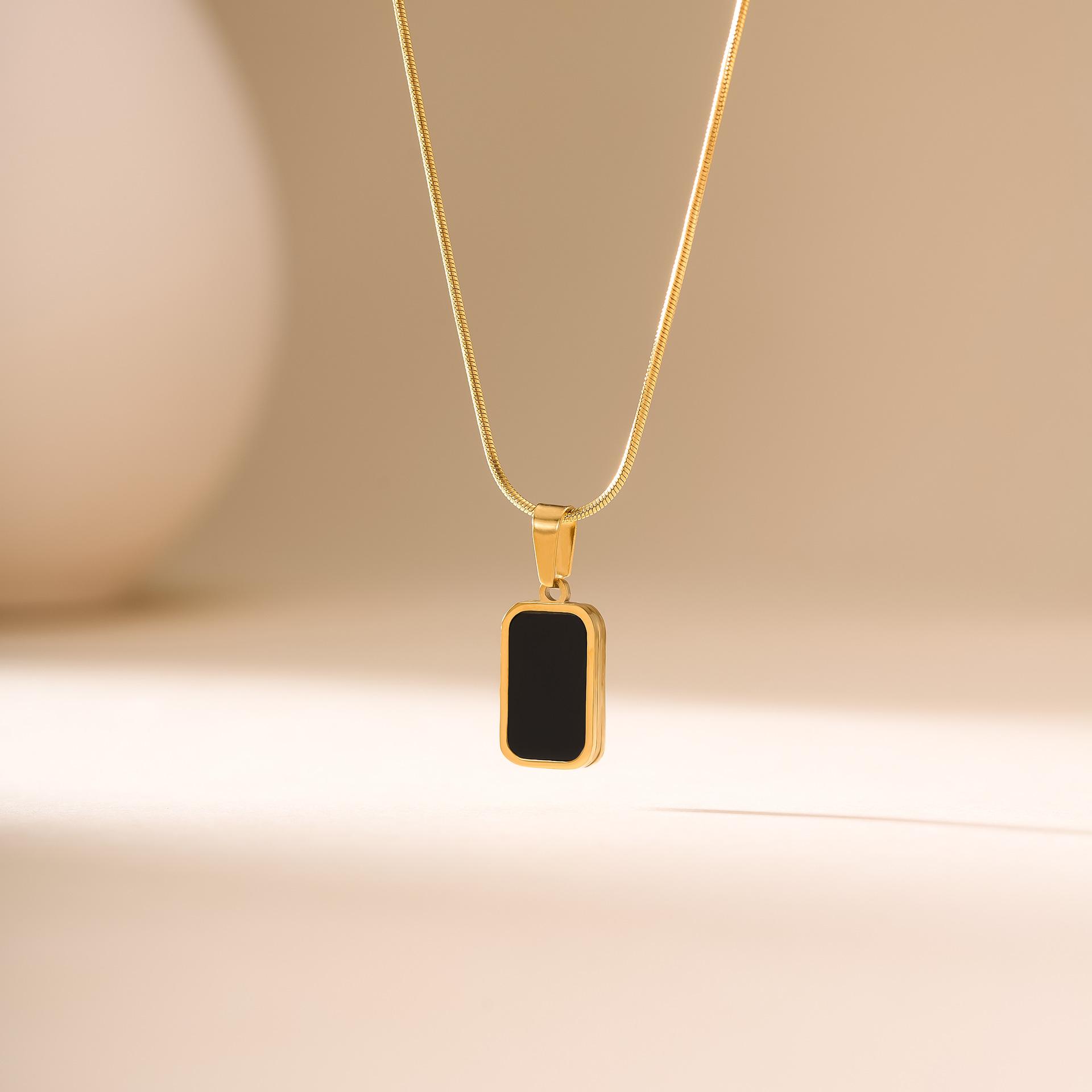 

Double Sided Black White Rectangular Pendant Necklace Women Stainless Steel Gold Color Minimalist Box Chain Exquisite Zircon 40-45 cm