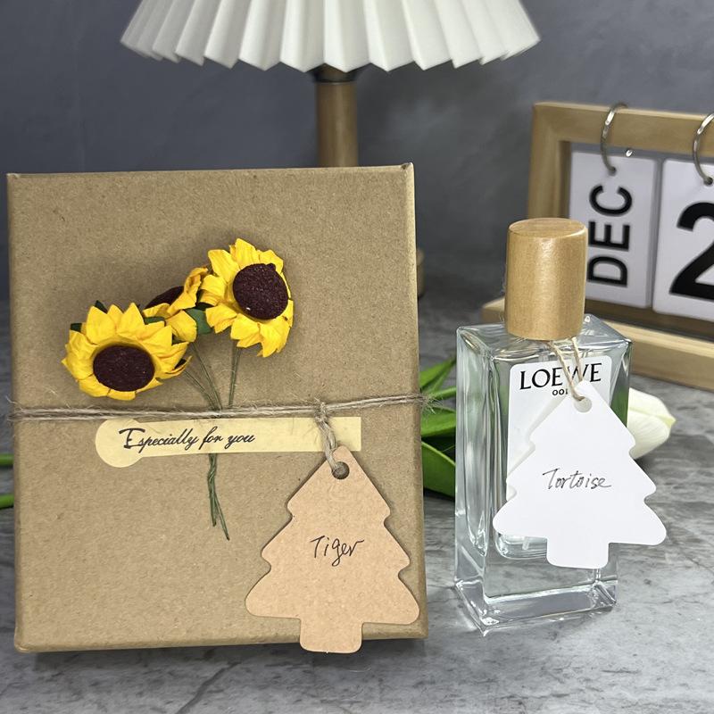 50pcs Tree Shape Paper Tags Kraft Paper Card Labels Paper Cards Tags DIY Christmas/Wedding Party Favors Blank Hang Tag Gifts