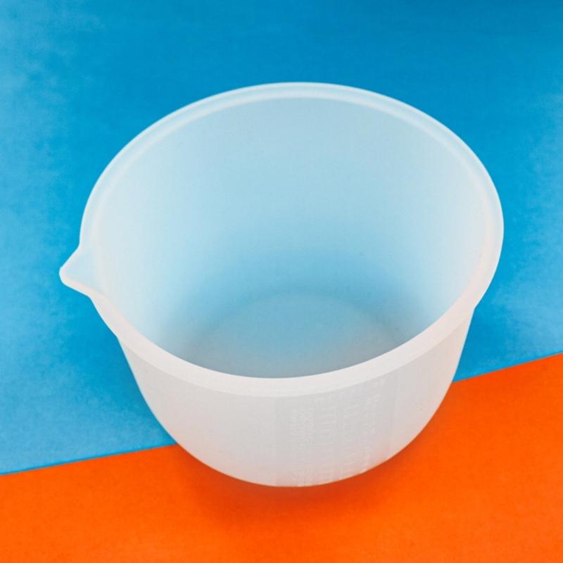 Silicone Measuring Cup with Clear Graduations Mixing Cup Baking Ingredient Measuring Tool for Cooking Enthusiasts