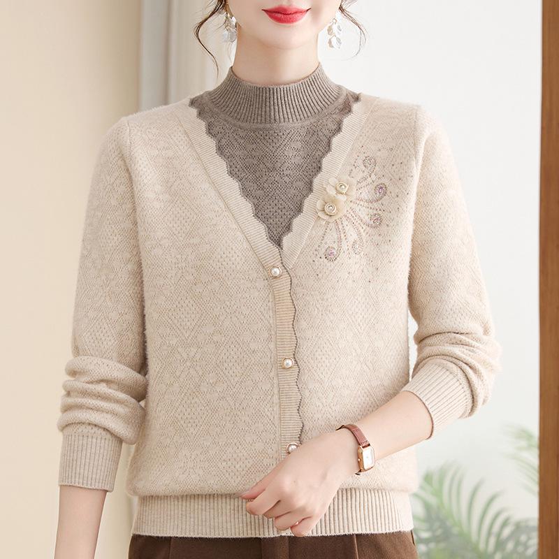 

Elegant Autumn/Winter Knitwear: Women s Faux Two-Piece Sweater for Stylish Middle-Aged Moms 3XL [120-130 lbs]