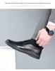 Men's Versatile Low-top Leather Shoes - Fashionable, Comfortable, Soft Sole for Middle-aged and Elderly.