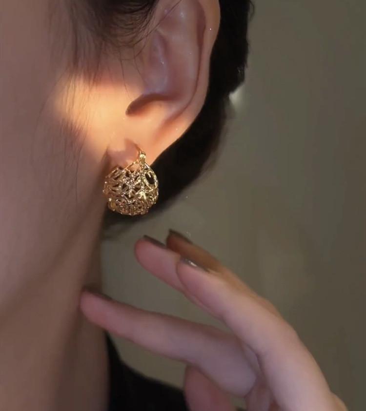 Needle Pearl Zircon Earrings For Women With High Quality And Cool , Forest Earrings, Ear Accessories
