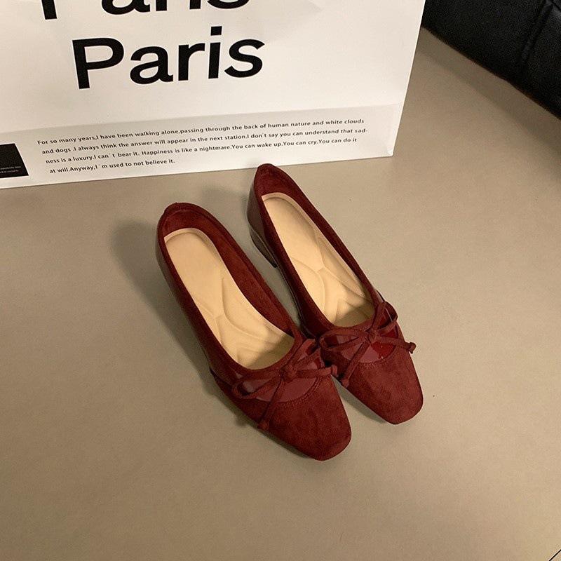 

Туфли женские из лакированной кожи на толстом каблуке с небольшим ароматным ветром, новинка 2024 года, вечерние туфли с французским бантом 40 бордовый