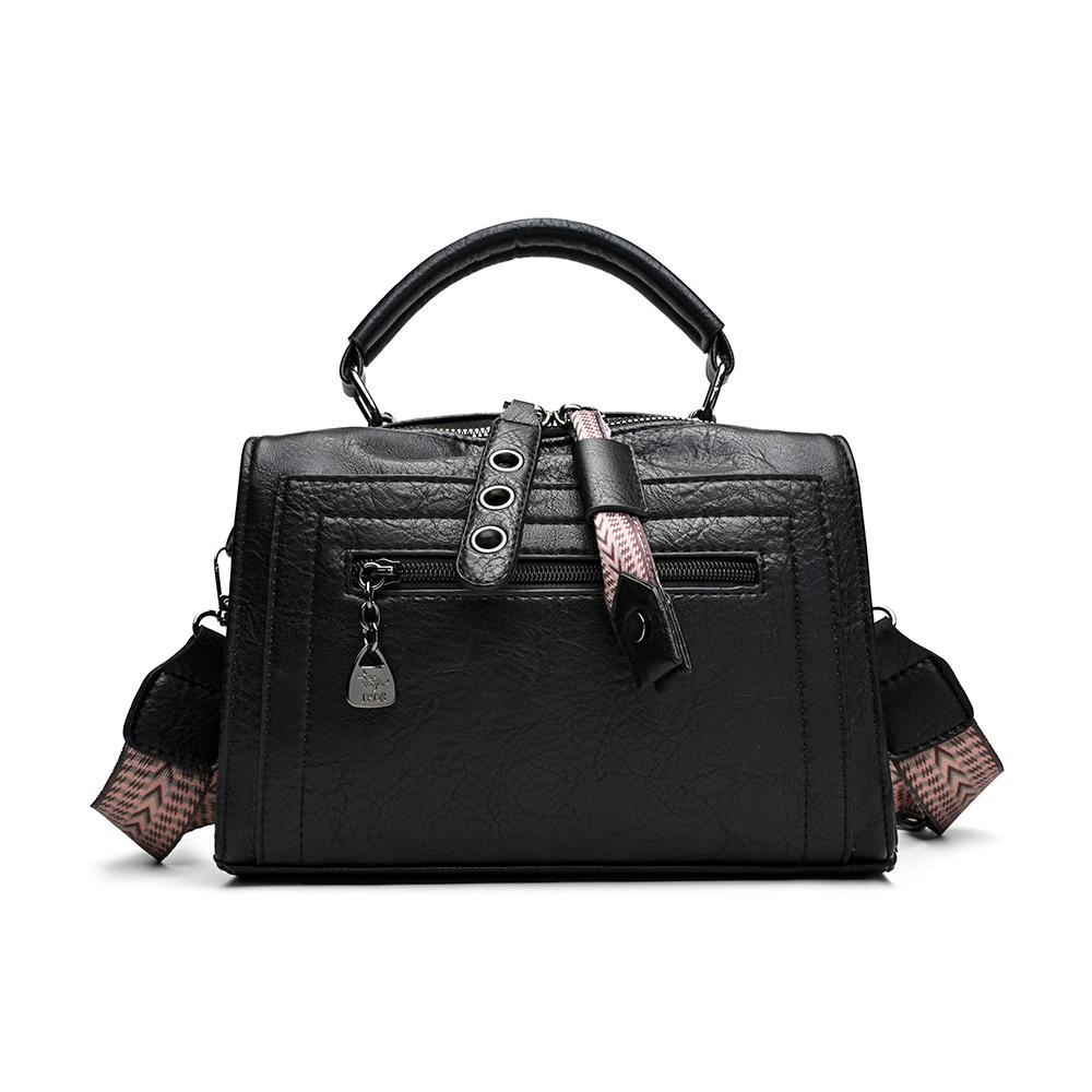 2026 New Large Capacity Boston Pillow Bag Women's Crossbody Soft Leather Handbag Commute Quality Single Shoulder Bag