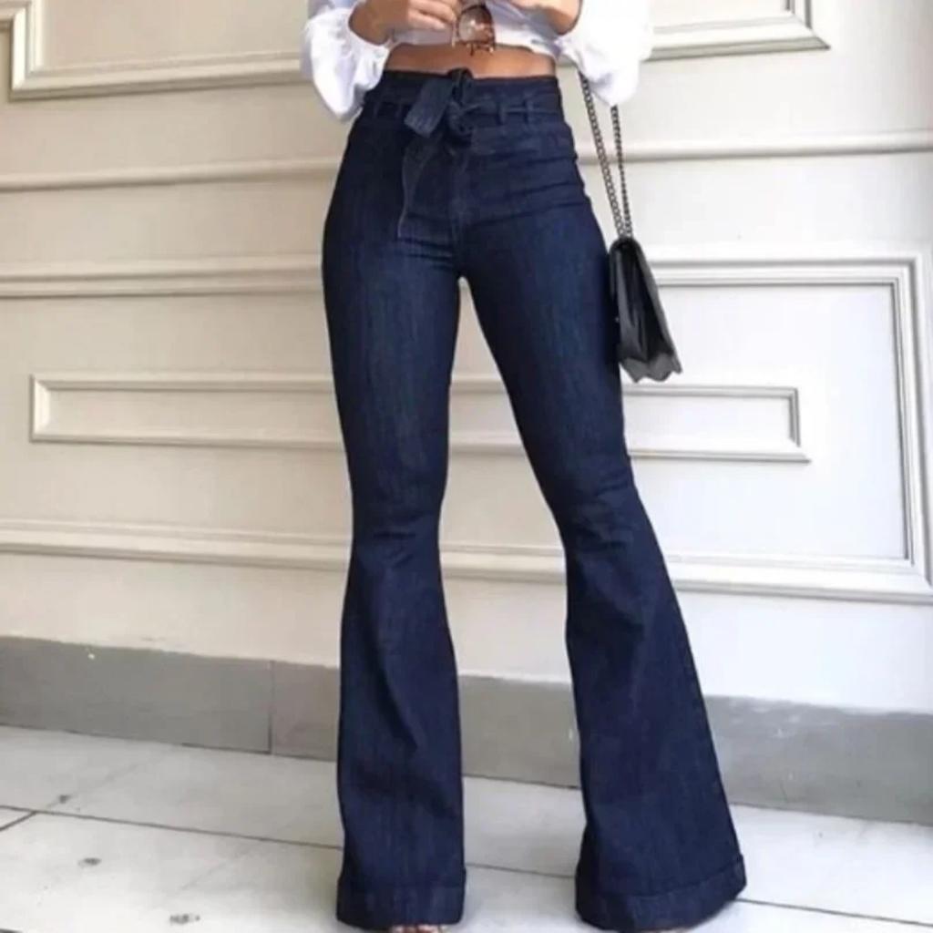 Jeansy damskie w jednolitym kolorze, z wysokim stanem, rozszerzane, rozpinane, kieszenie, rozporek, Streetwear, smukłe, patchworkowe, guziki, lekko elastyczny pasek