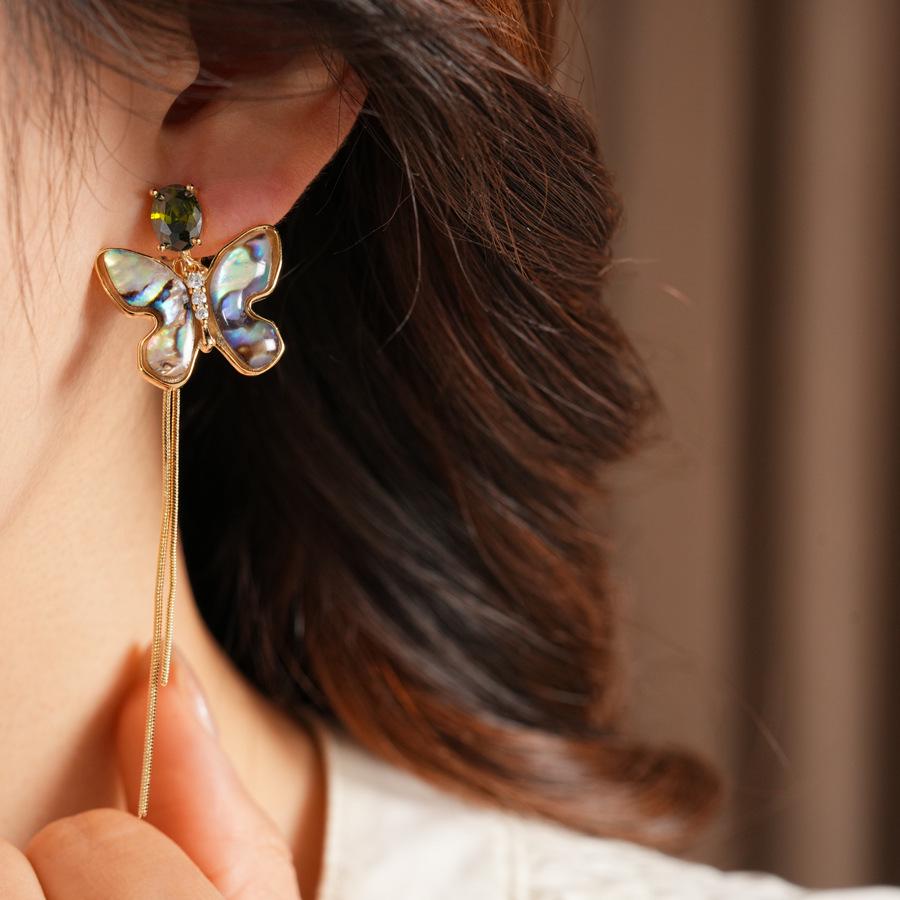 18K Gold Plated Zircon Butterfly Tassel Ear Clip - Exquisite, Light Luxury Earrings
