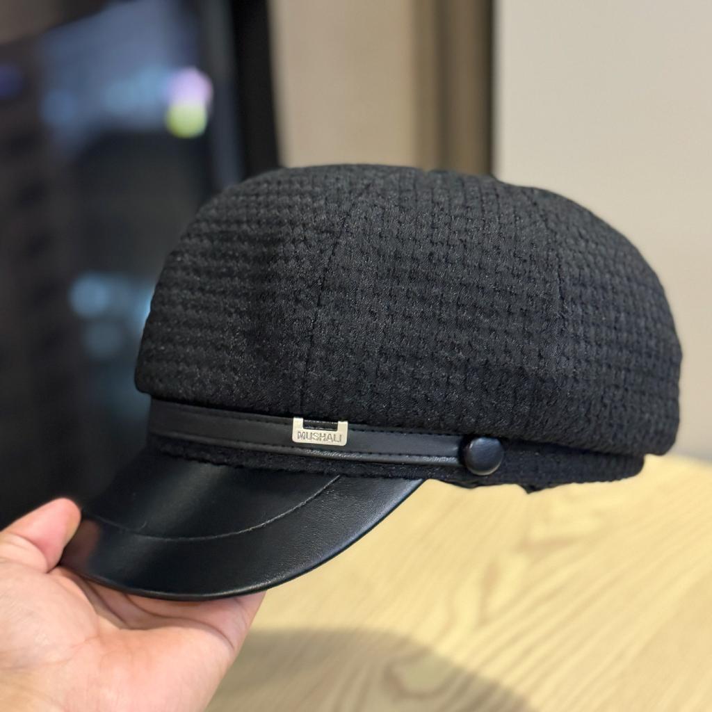 New Autumn and Winter Plaid Leather Octagonal Hat for Women Spring and Autumn Retro British Painter Hat Showing Face Small Duck Cap