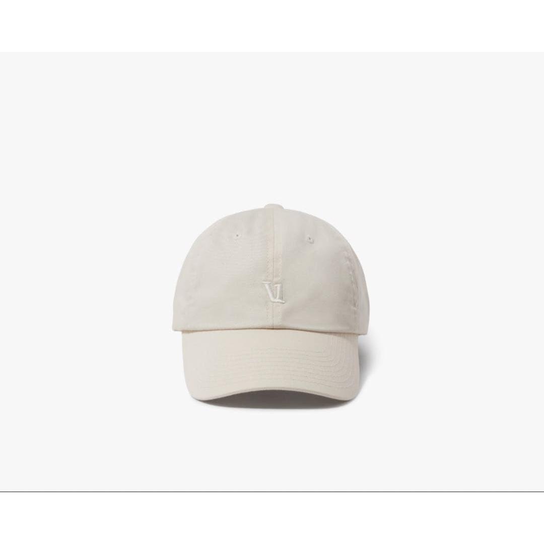 Used Vuori logo embroidery cap off-white