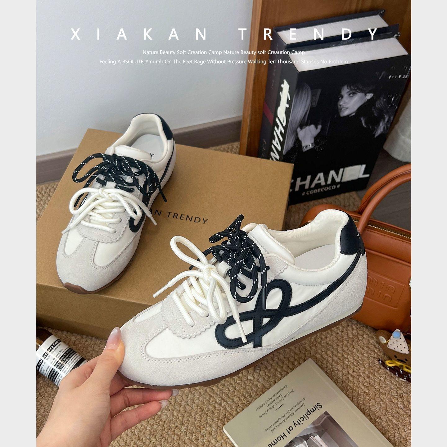 

Inner height increase 5cm German training shoes women s 2025 autumn new sports and leisure not tired feet versatile Forrest Gump shoes tide 35 белый