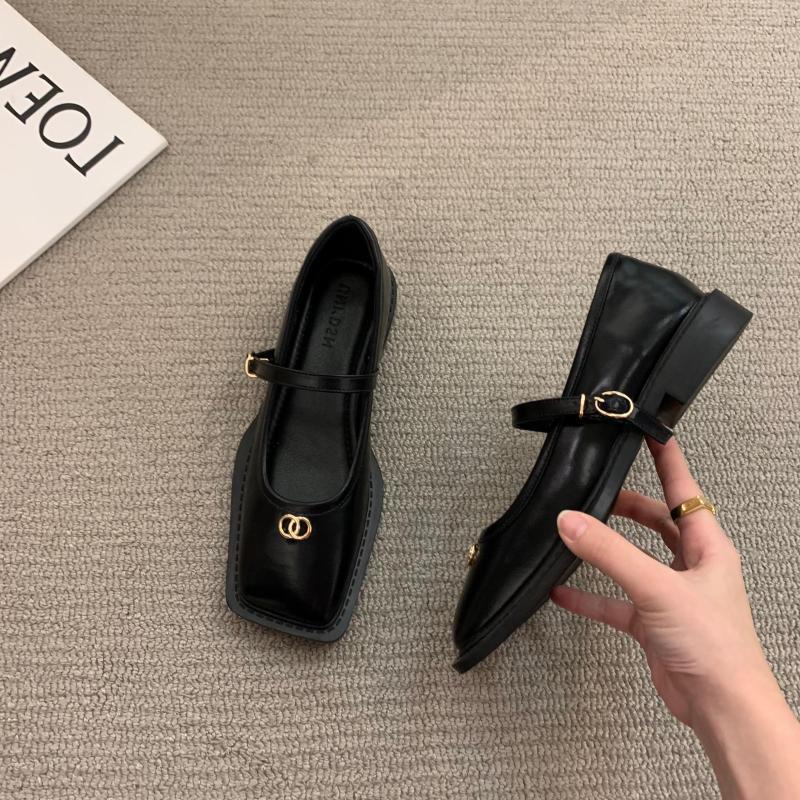 2025 Spring and Summer Versatile Single Shoes Women's Niche French Platform Small Fragrant Square Head Black Mary Jane Small Leather Shoes