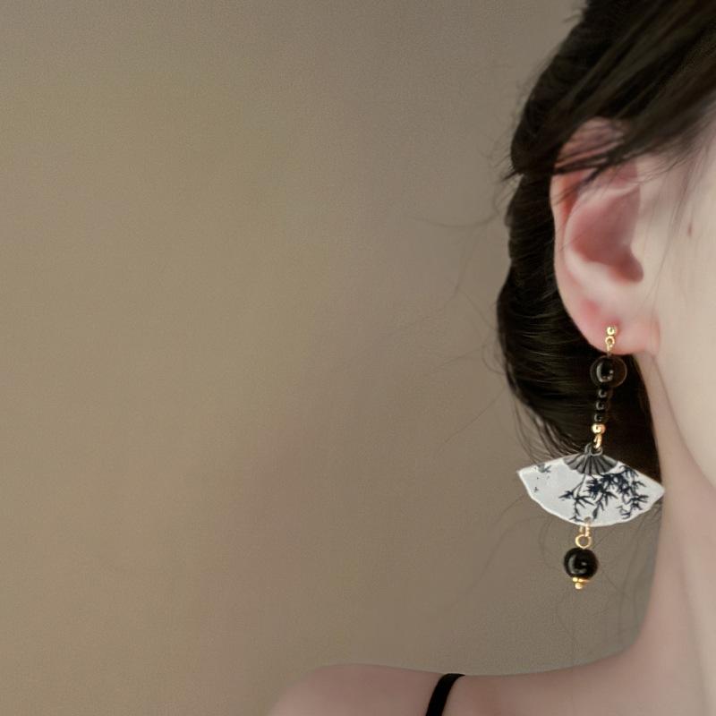 Silver needle Chinese style fan resin earrings temperament fashion high sense earrings niche national style design sense earrings women