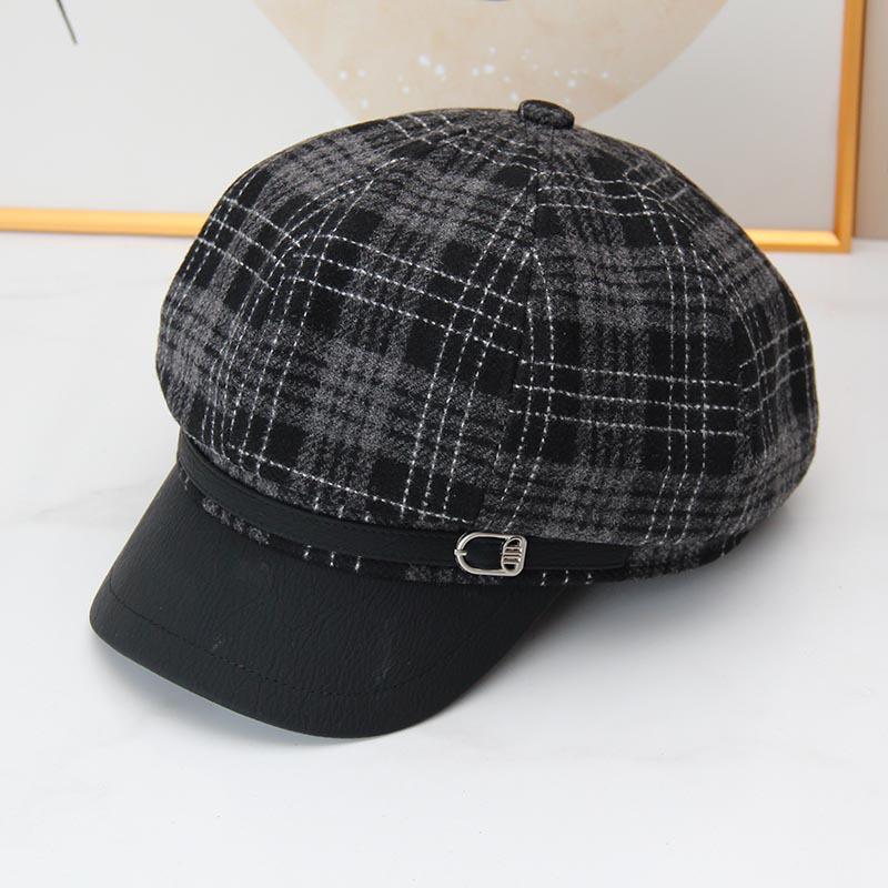 Vintage plaid woolen octagonal hat female autumn and winter face small leather brim newsboy hat British belt buckle painter beret