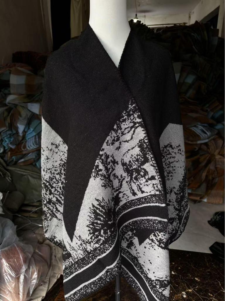 Women's Black & Grey Ethnic Jacquard Shawl with Tassels - Autumn/Winter Warm Travel Cape