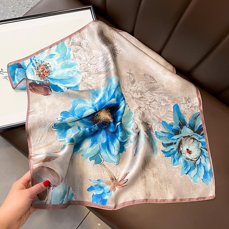 

Синий платок из 53% шелка тутового дерева для женщин - Универсальный аксессуар для шеи или сумки, Подарок для мамы 53x53cm