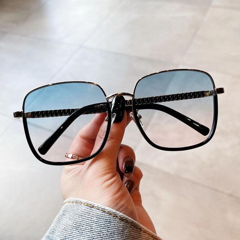 Nye halvramme solbriller Firkantede Trendy kvinners ensfarget ansikt All-match solbriller Gradient briller