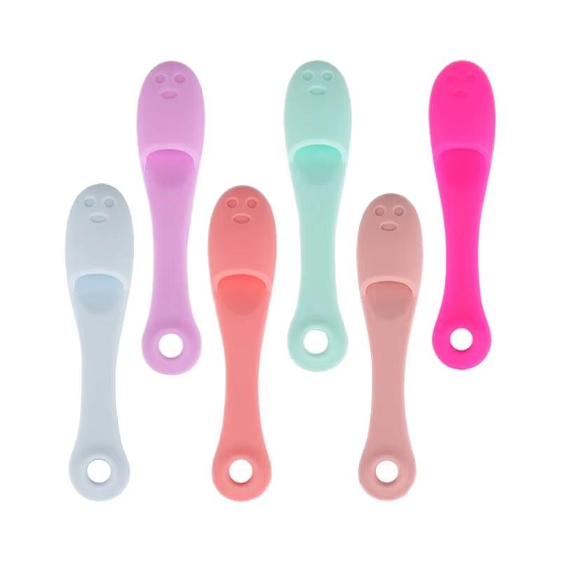 Multi-Functional Flat Silicone Lip Scrub Brush with Handle Nose Cleansing Exfoliator and Labeling for Face Care