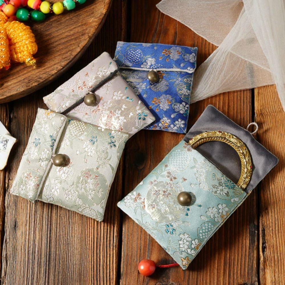 Chinese Style Earrings Storage Case Embroidered Flowers Jewelry Holder Outdoors