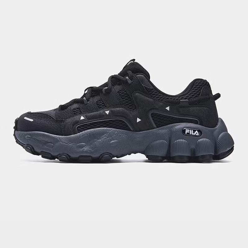 FILA Men s PILA Dad Shoes 11