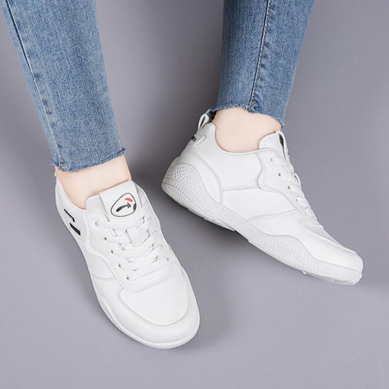 White Shoes All-match Lightweight Women's Sports Casual Shoes Soft Sole Breathable Shoes