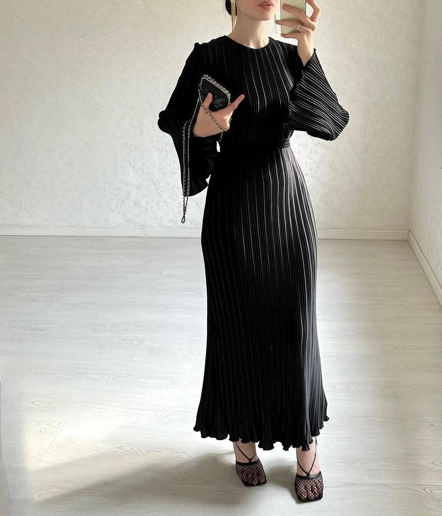 2024 Autumn Pleated Trumpet-Sleeve Midi Dress for Women