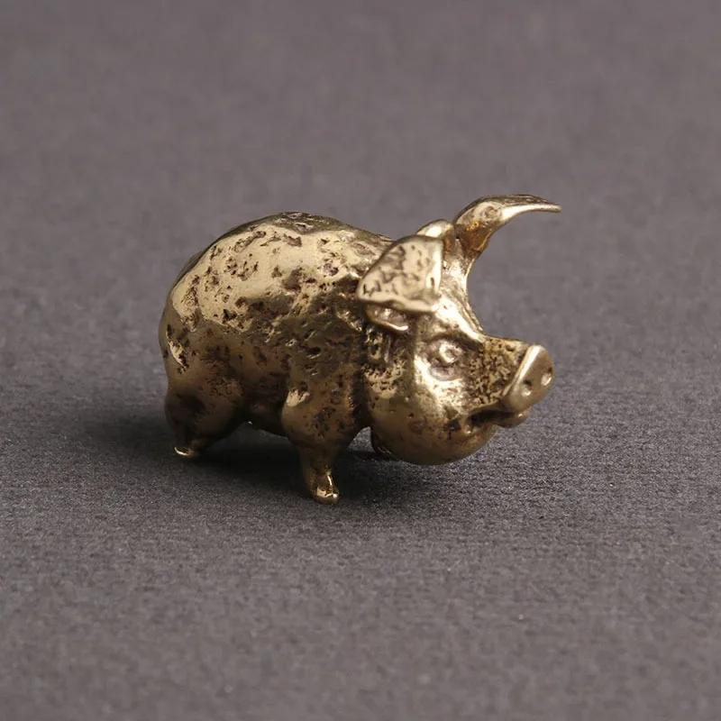 Brass Flying Pig Statue Copper Chinese 12 Zodiac Home Decoration Retro Lucky Animal Figurine Small Table Desk Ornaments