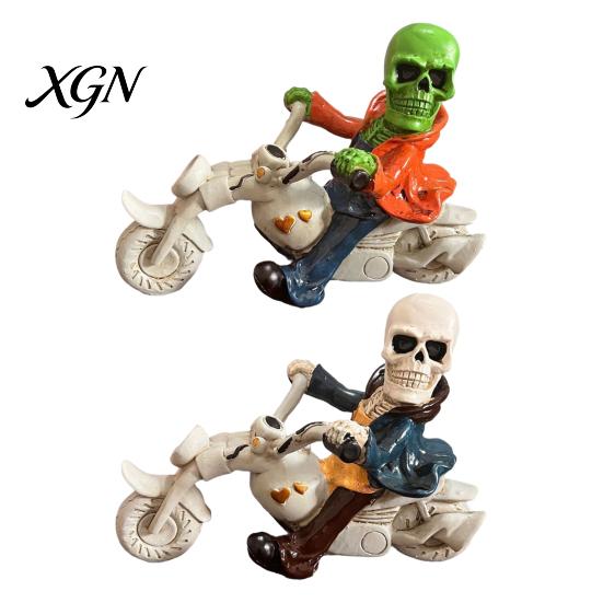 Cool Desk Figurine Halloween Skeleton Riding Motorcycle Figurine, Gothic Spooky Statue for Home Niche Collection Ornament Garden, Resin Biker