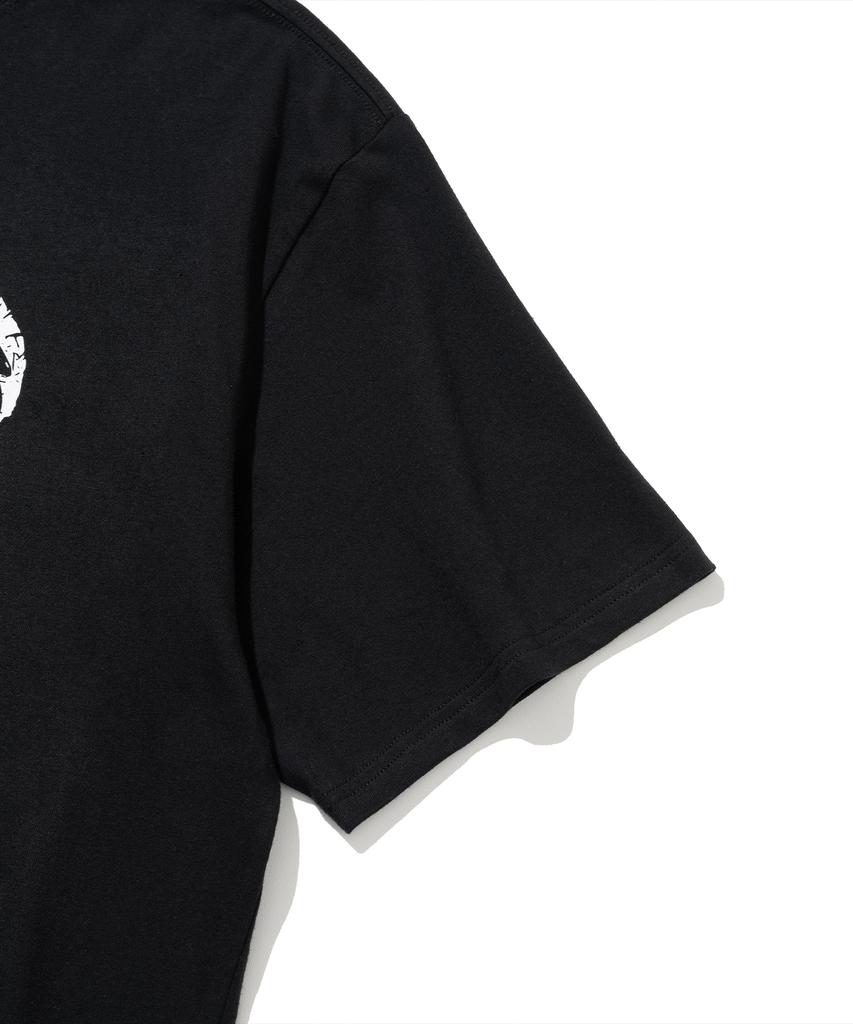 KNITTED Vintage Heart T-Shirt Black-White