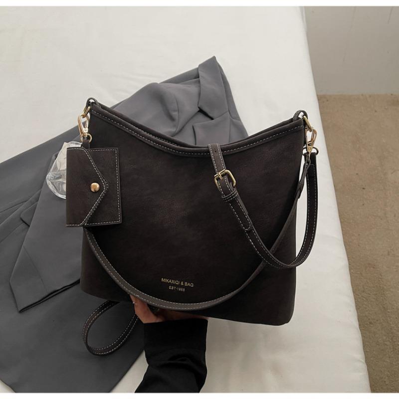 Retro Bag, Versatile Crossbody Bag, Large-capacity Commuter Tote Bag