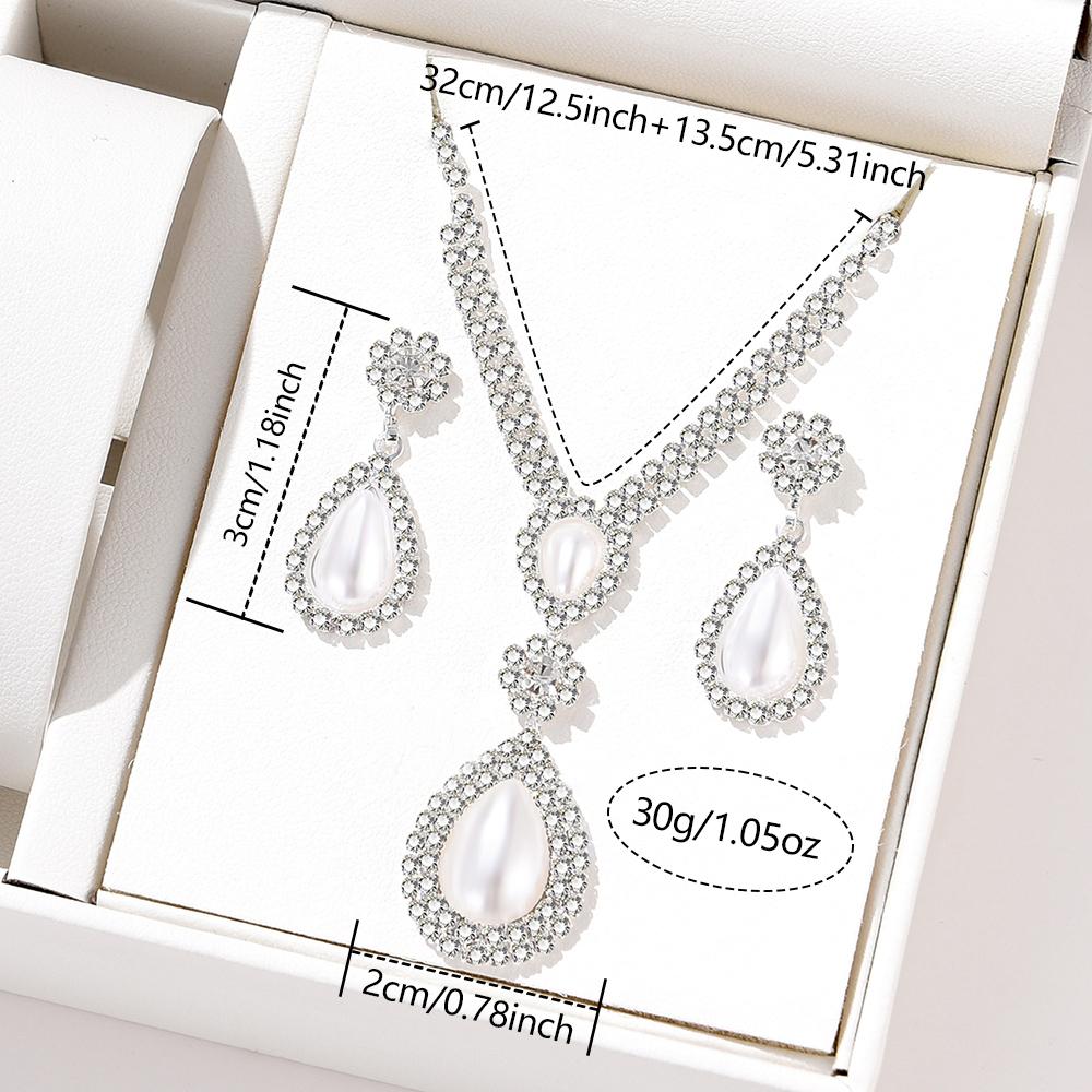 3 Piece Set Of Women Water Drop Diamond Necklace And Earrings With A Stylish And Stylish Design Light Luxury High End Feel Set