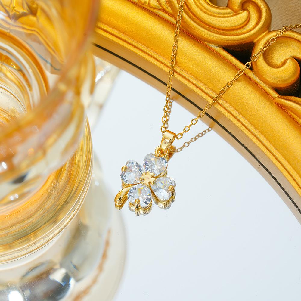 Stainless Steel Chain Cute Zircon Four Leaf Clover Pendant Necklaces for Women Girls Lucky Simple Jewelry Gifts for Friends