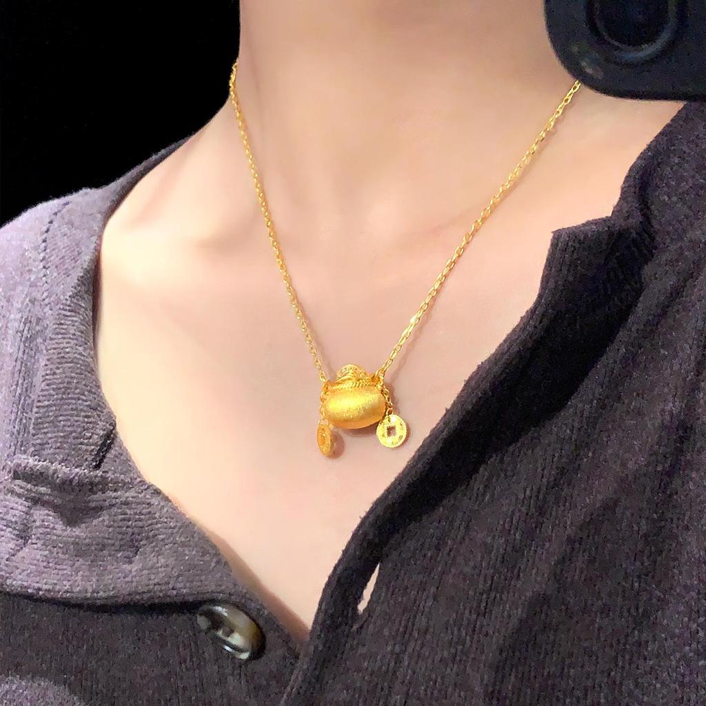 Colar Pingente de Franja Porta-Moedas Dourado Inspirado no Xiaohongshu para Mulheres - Design Leve de Luxo
